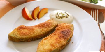 Vegetarisches Schnitzel mit Dip