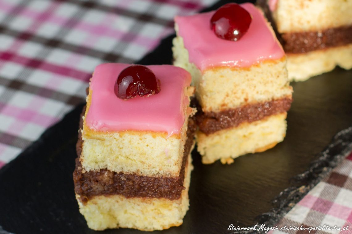 Punschkrapfen Rezept - leichte Variante für Genießer - Punschkrapferl